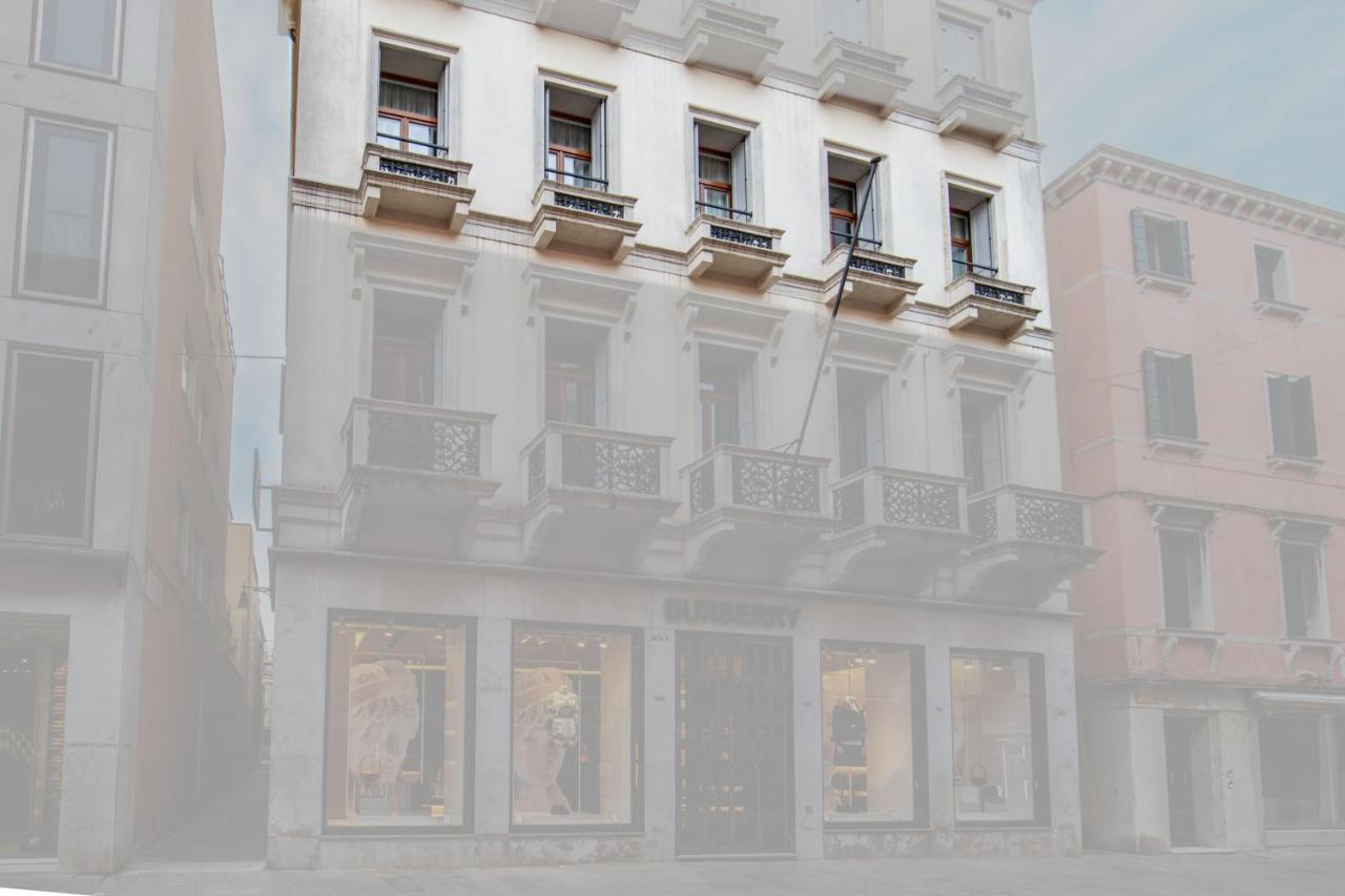 Daplace - Sardela Apartment Venesia Bagian luar foto